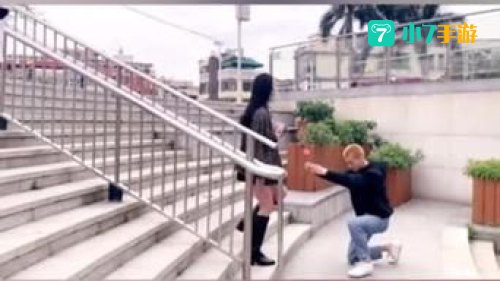 终于等到响起了下课铃